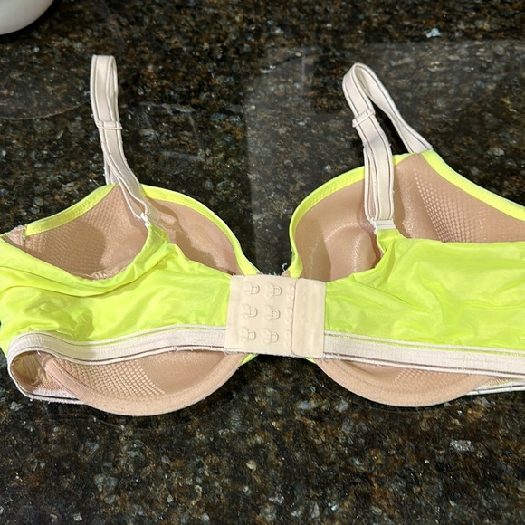 38C bra bundle - Picture 4 of 5